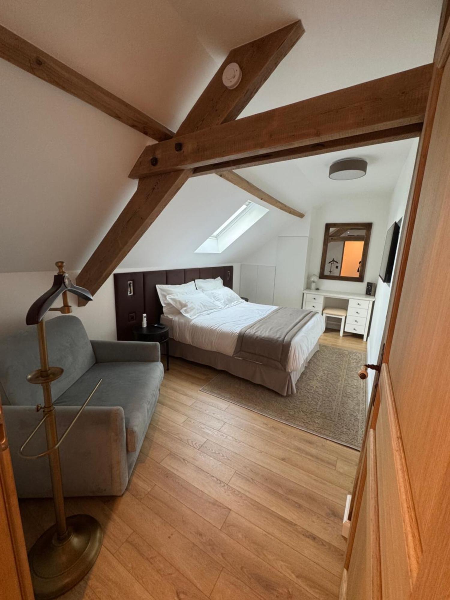 Le Cottage Maisonnette Dans Corps De Ferme Ollainville Экстерьер фото